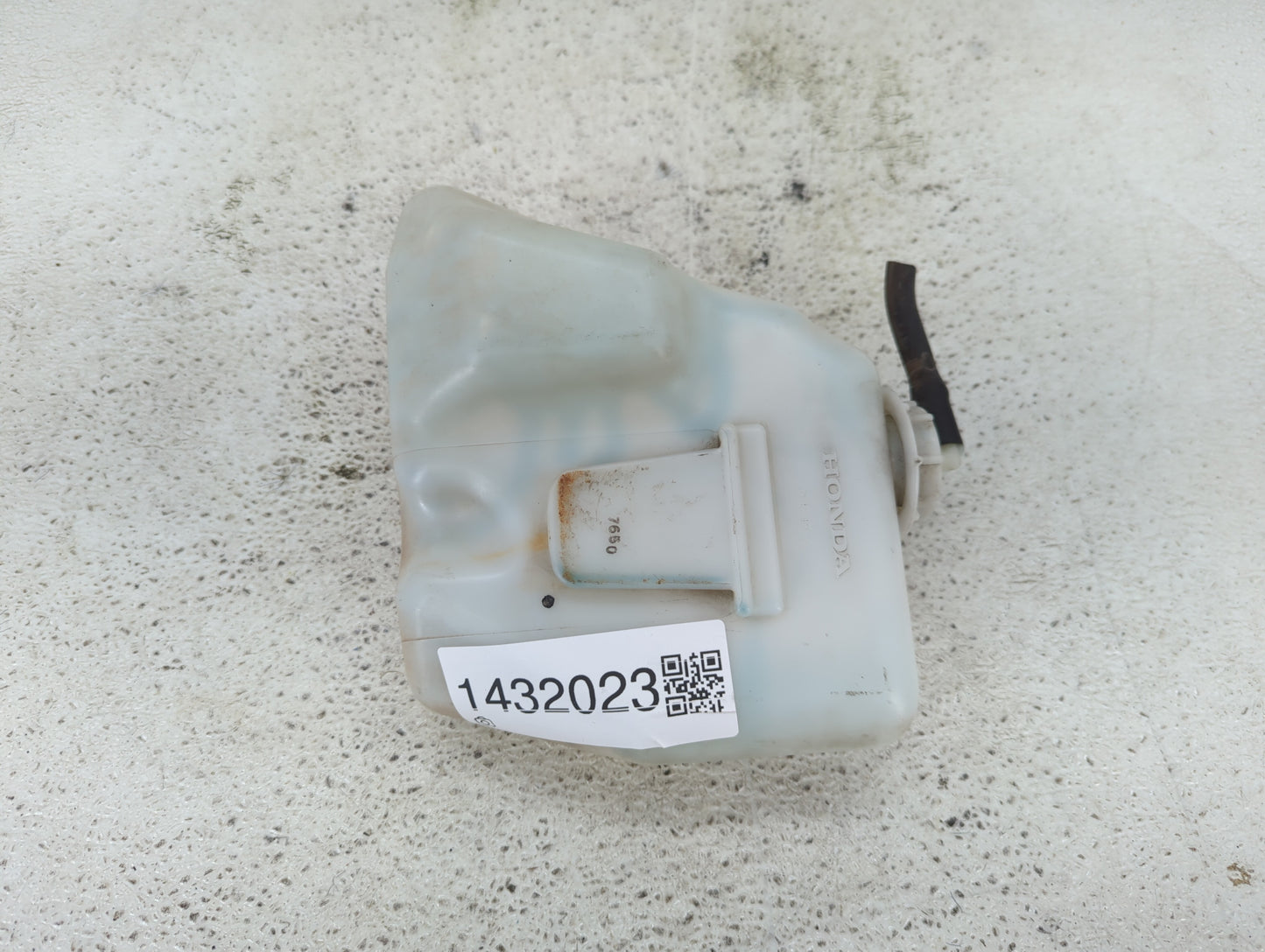 2013-2017 Honda Accord Radiator Coolant Overflow Expansion Tank Bottle 1432023 - Oemusedautoparts1.com