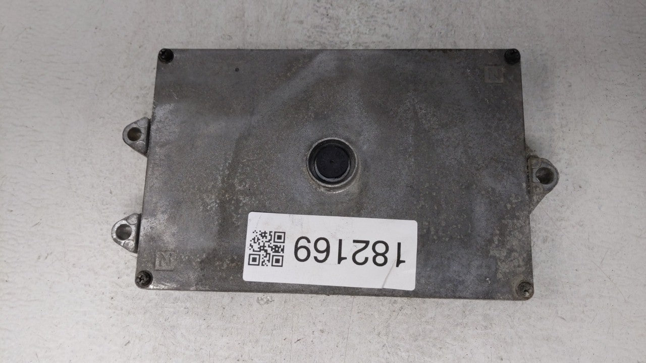 2013 Honda Accord PCM Engine Control Computer ECU ECM PCU OEM P/N:37820-5G1-L55 37820-5A3-L67 Fits OEM Used Auto Parts - Oem