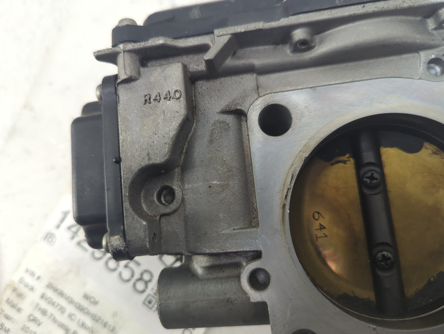 2010-2014 Honda Cr-V Throttle Body Fits Fits 2010 2011 2012 2013 2014 2015 OEM Used Auto Parts - Oemusedautoparts1.com