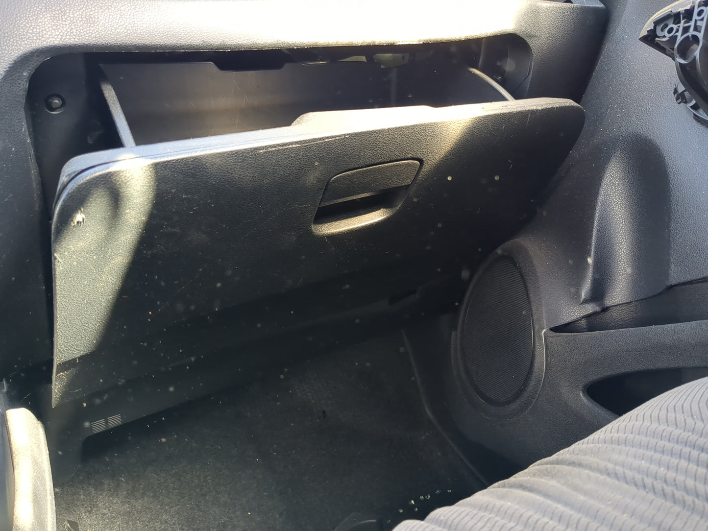 2013 Honda Fit Passenger Glove Box Door Storage Compartment - Oemusedautoparts1.com