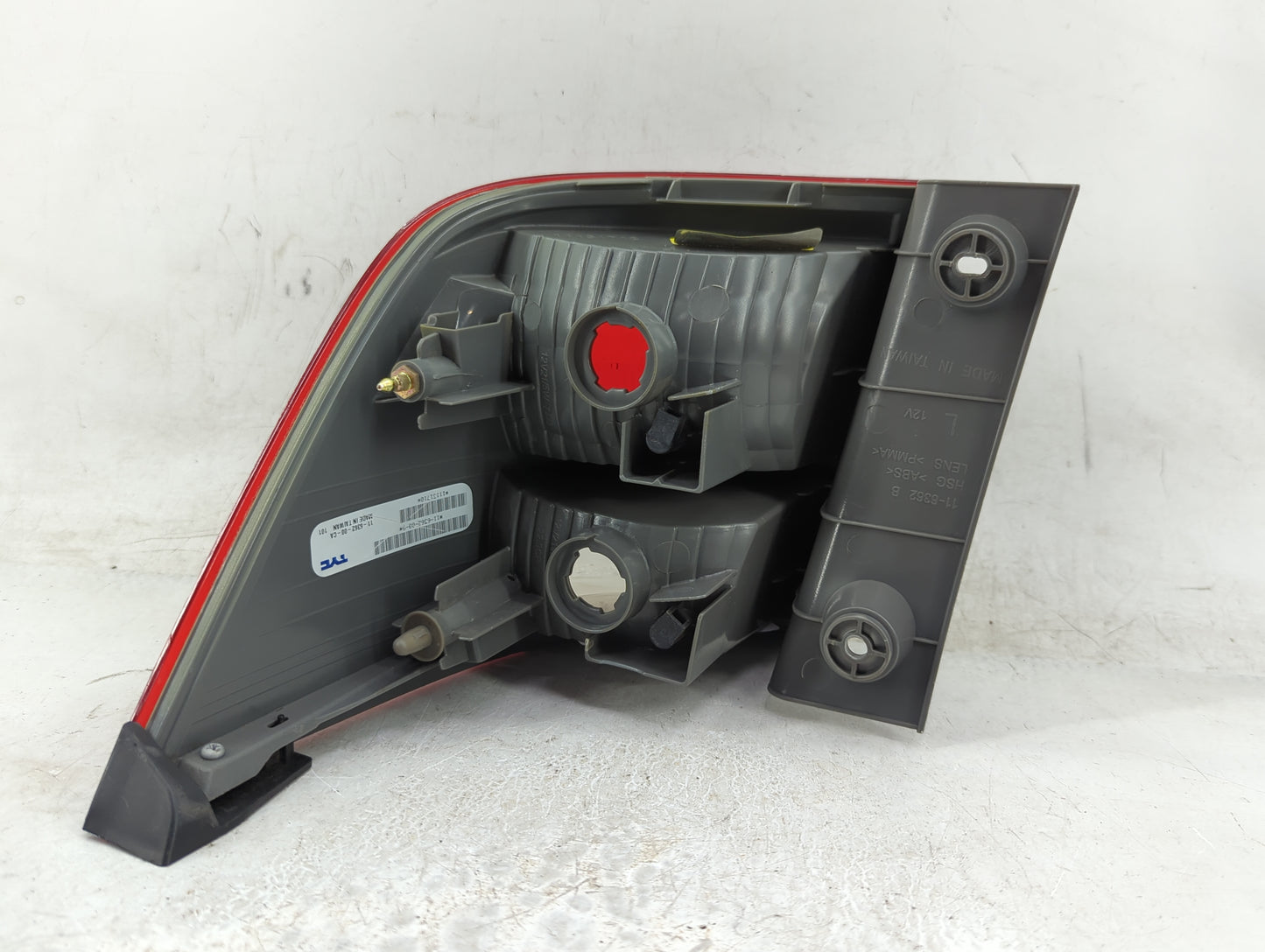 2011-2013 Honda Odyssey Tail Light Assembly Driver Left OEM P/N:11-6362 Fits Fits 2011 2012 2013 OEM Used Auto Parts - Oemus