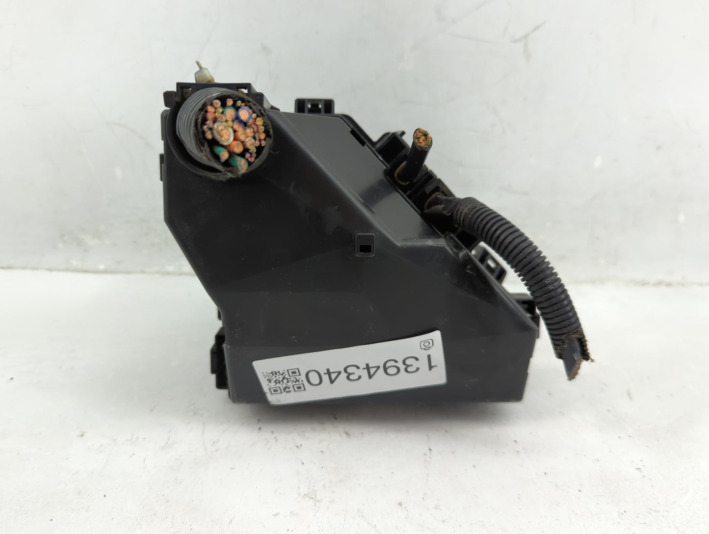 2012-2015 Honda Pilot Fusebox Fuse Box Panel Relay Module Fits Fits 2012 2013 2014 2015 OEM Used Auto Parts - Oemusedautopar