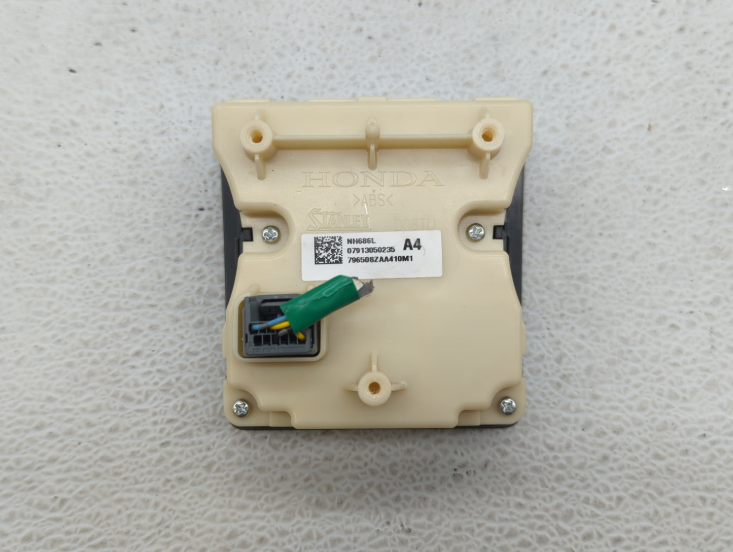 2009-2015 Honda Pilot Climate Control Module Temperature AC/Heater Replacement P/N:79650-SZA-A410-M1 Fits OEM Used Auto Part
