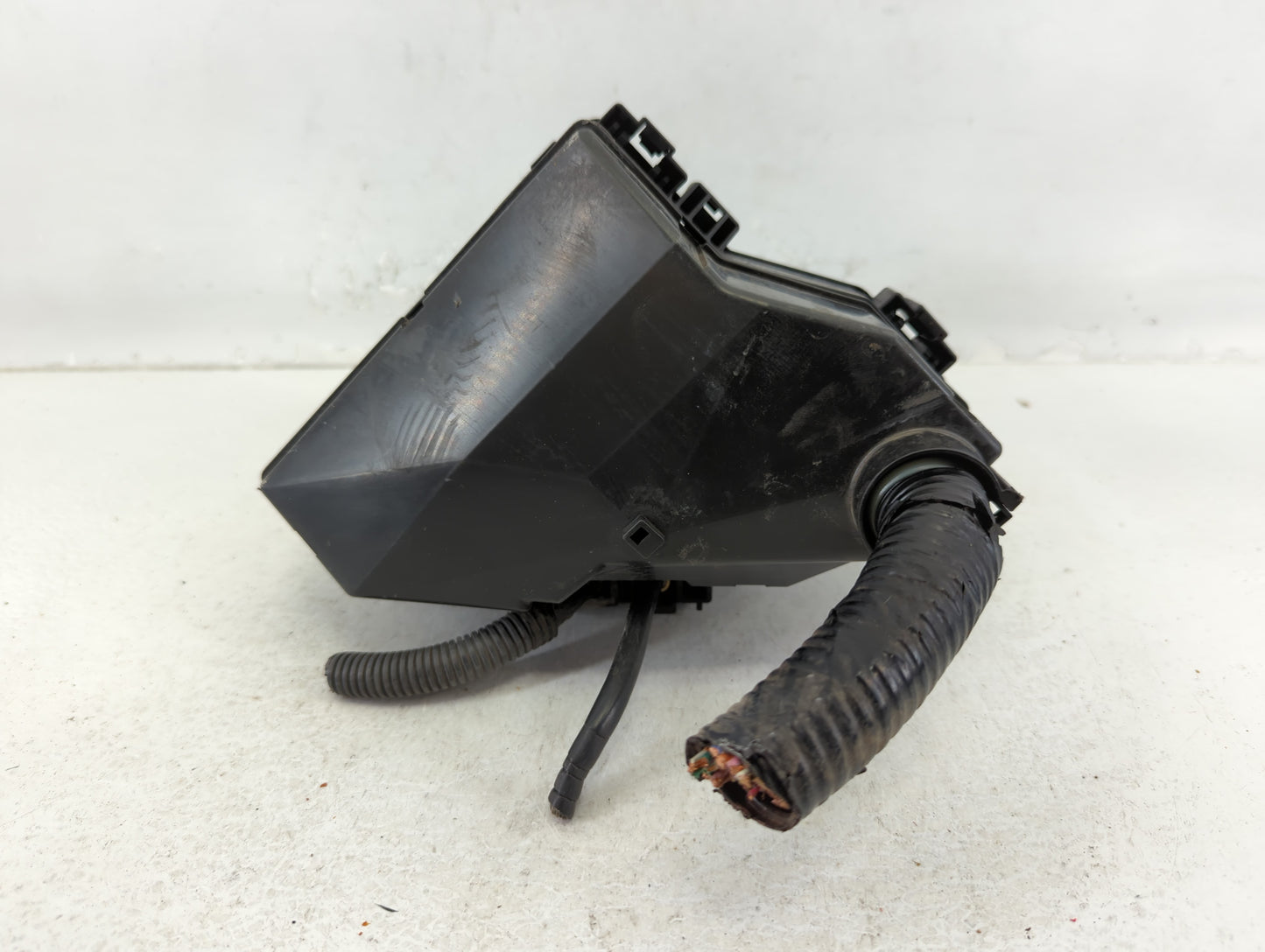 2012-2015 Honda Pilot Fusebox Fuse Box Panel Relay Module P/N:PA693XR40 SZA-A521 Fits Fits 2012 2013 2014 2015 OEM Used Auto