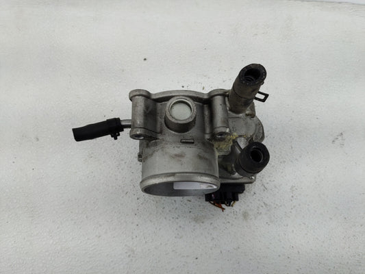 2012-2019 Hyundai Accent Throttle Body P/N:35100-2B300 Fits Fits 2012 2013 2014 2015 2016 2017 2018 2019 OEM Used Auto Parts