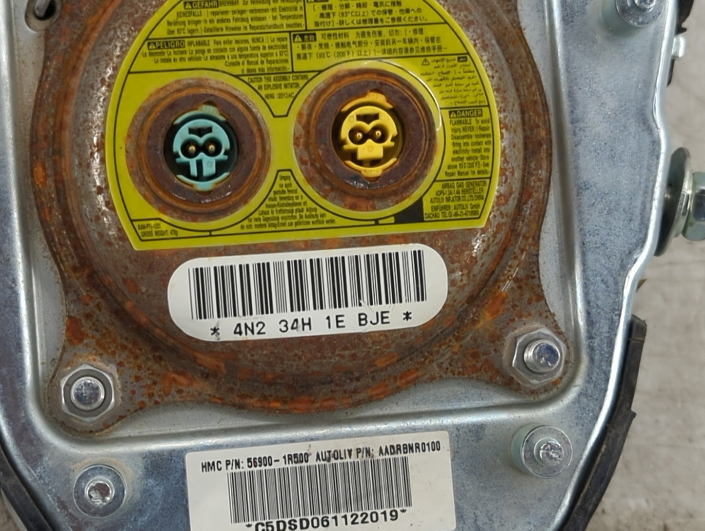2012-2017 Hyundai Accent Air Bag Driver Left Steering Wheel Mounted 1458661 - Oemusedautoparts1.com
