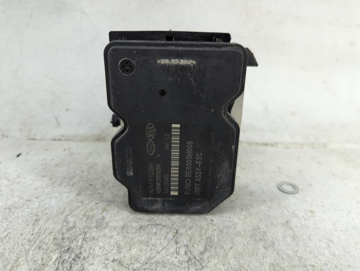 2013 Hyundai Accent ABS Pump Control Module Replacement P/N:58920-1R150 BE6003H608 Fits OEM Used Auto Parts - Oemusedautopar