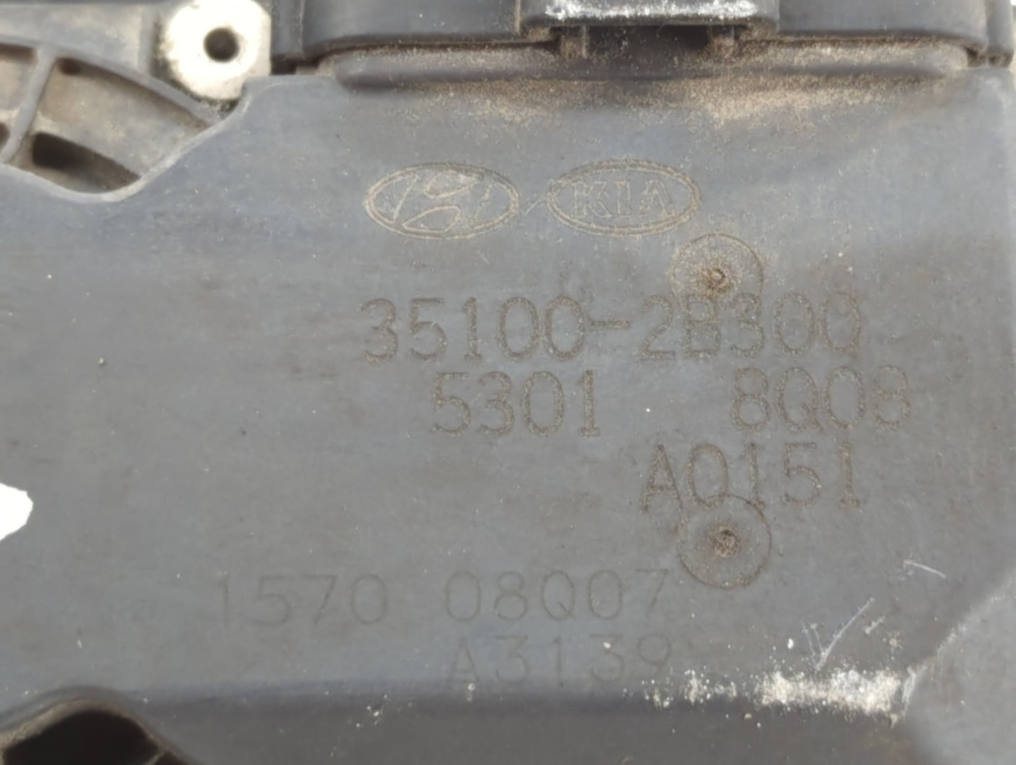 2012-2019 Hyundai Accent Throttle Body P/N:35100-2B300 Fits Fits 2012 2013 2014 2015 2016 2017 2018 2019 OEM Used Auto Parts