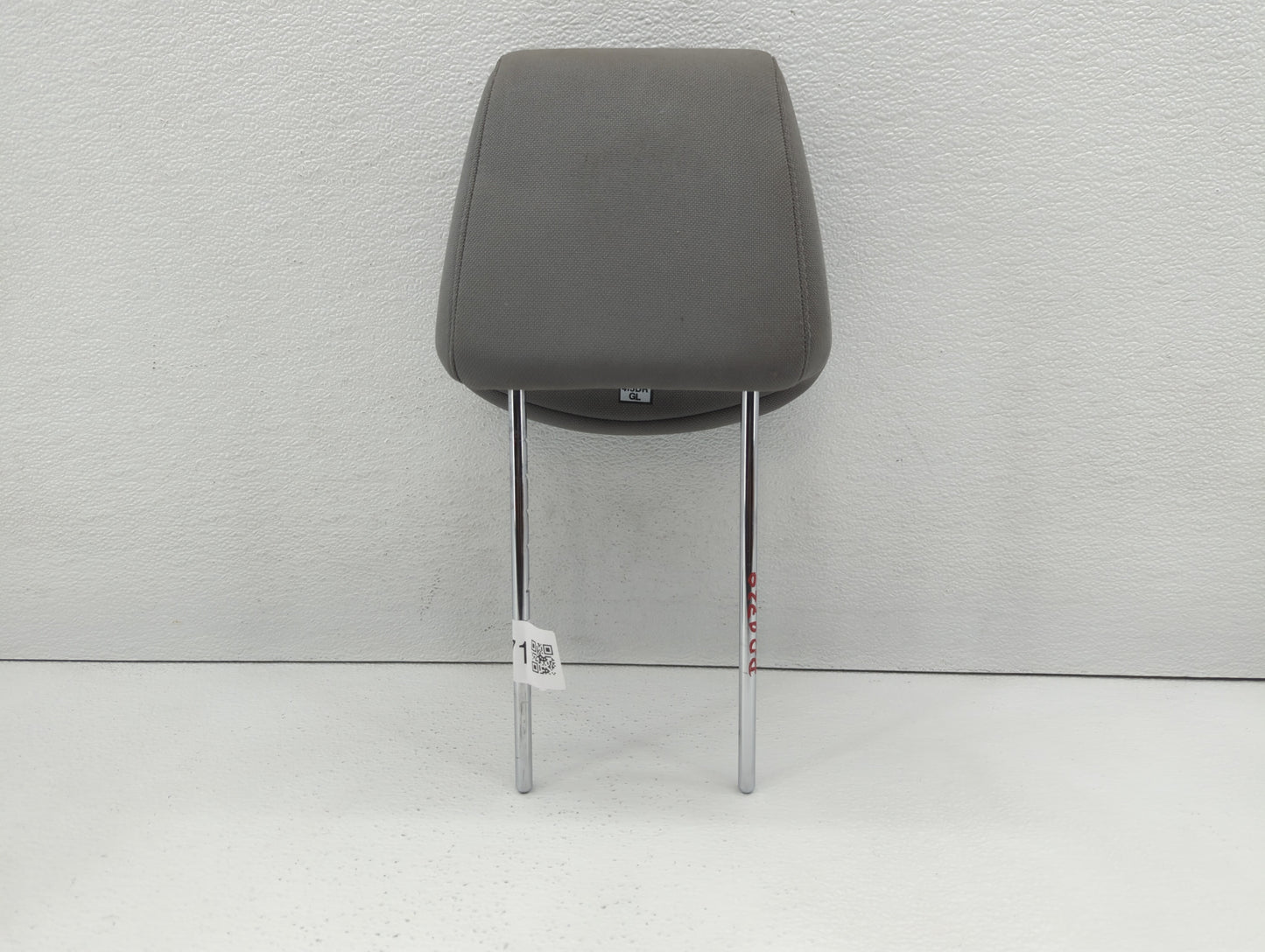 2012-2014 Hyundai Accent Headrest Head Rest Front Driver Passenger Seat - Oemusedautoparts1.com