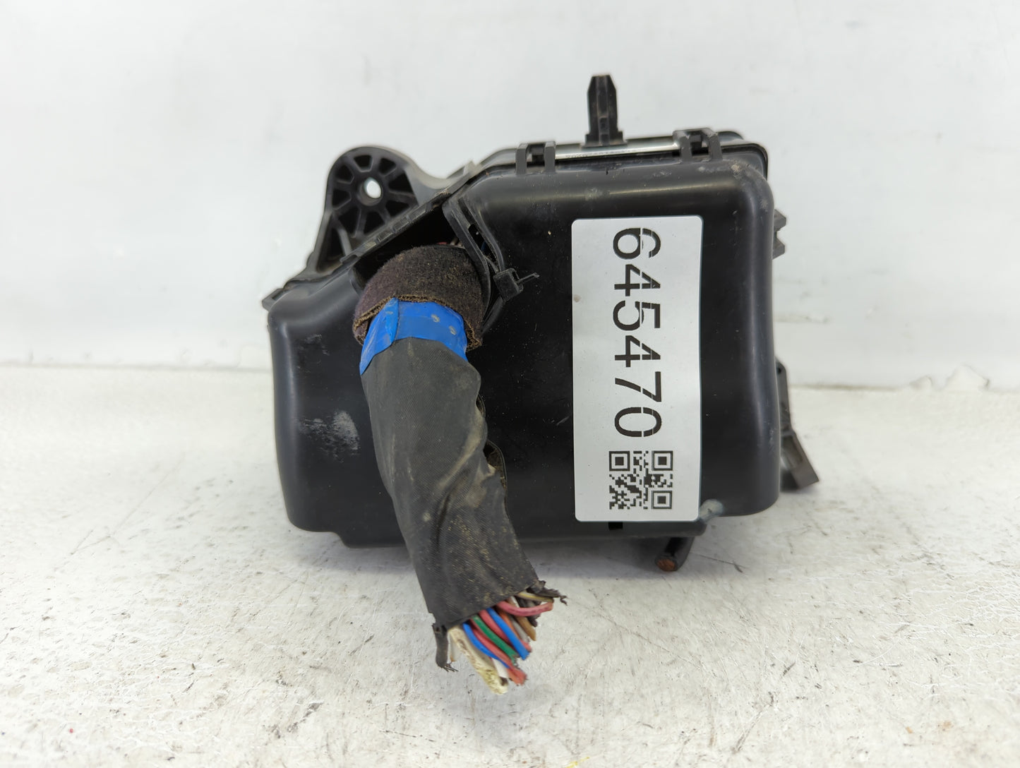 2013-2014 Hyundai Accent Fusebox Fuse Box Panel Relay Module P/N:12704-028 5028, 912211R533 Fits Fits 2013 2014 OEM Used Aut