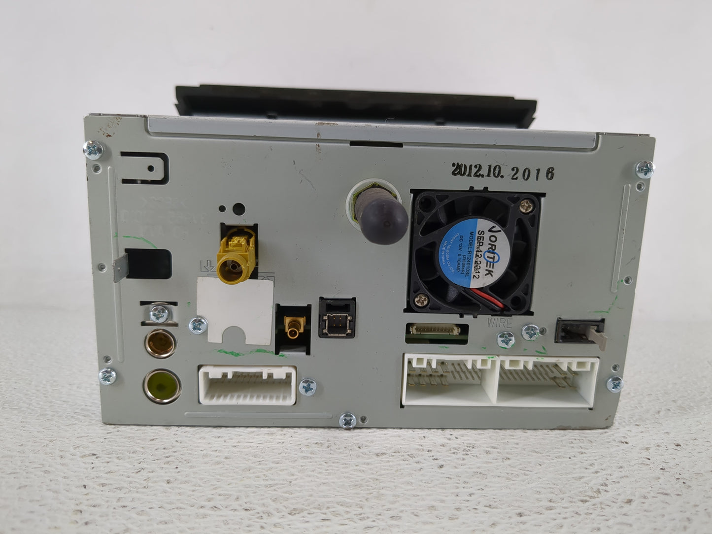 2012-2013 Hyundai Azera Radio AM FM Cd Player Receiver Replacement P/N:96560-3V4514X Fits Fits 2012 2013 OEM Used Auto Parts