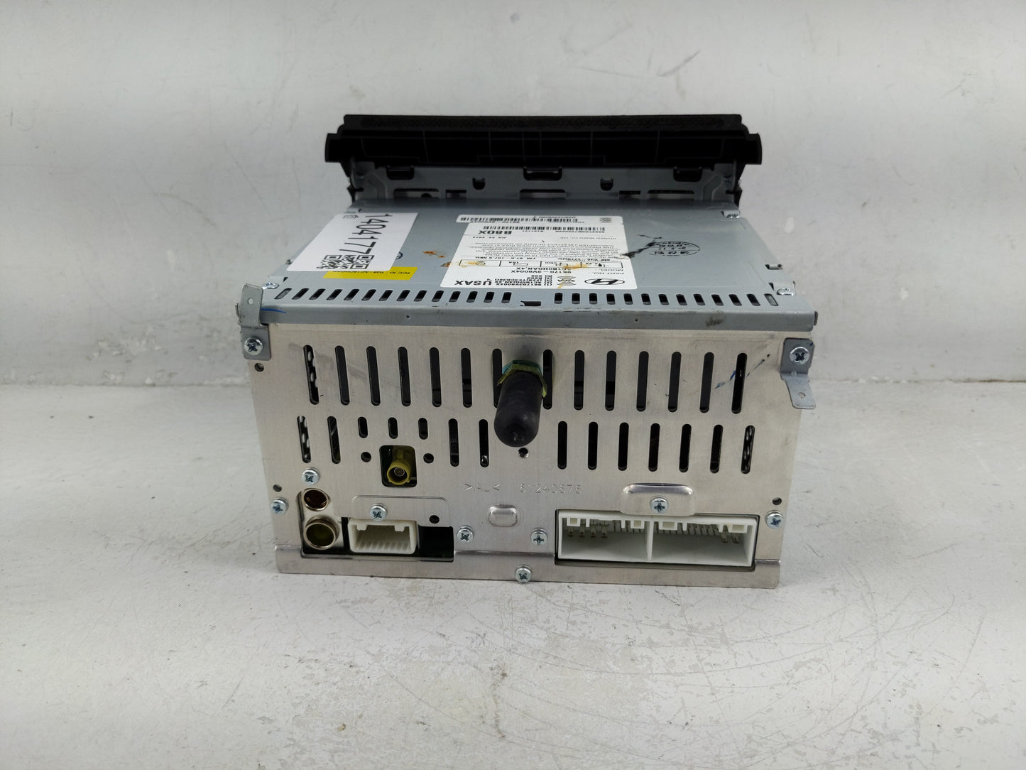 2012-2014 Hyundai Azera Radio AM FM Cd Player Receiver Replacement P/N:96170-3V8004X Fits Fits 2012 2013 2014 OEM Used Auto