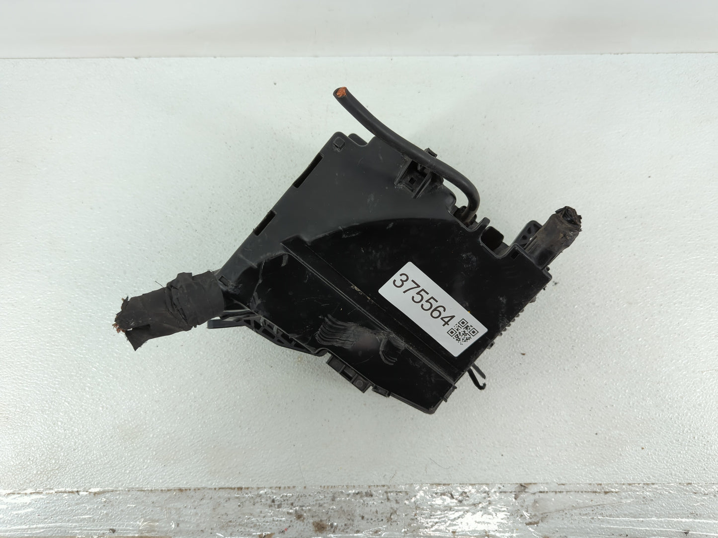 2012-2013 Hyundai Azera Fusebox Fuse Box Panel Relay Module P/N:912063V040 Fits Fits 2012 2013 OEM Used Auto Parts - Oemused