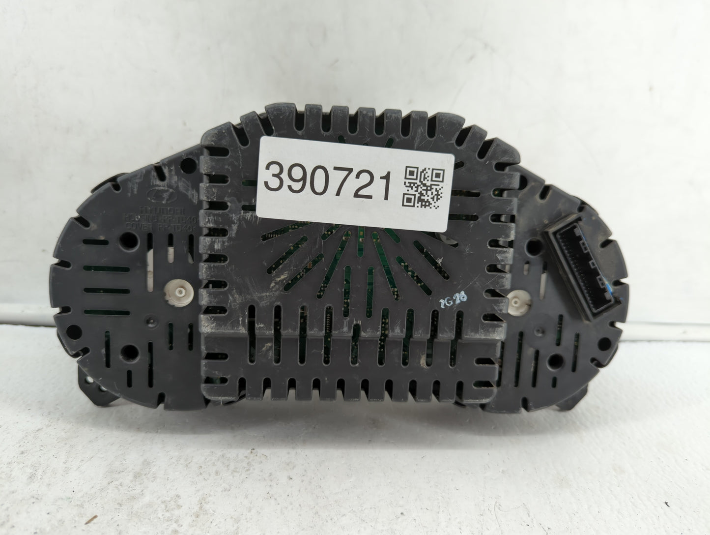 2012-2013 Hyundai Azera Instrument Cluster Speedometer Gauges P/N:94001-3V100 Fits Fits 2012 2013 OEM Used Auto Parts - Oemu