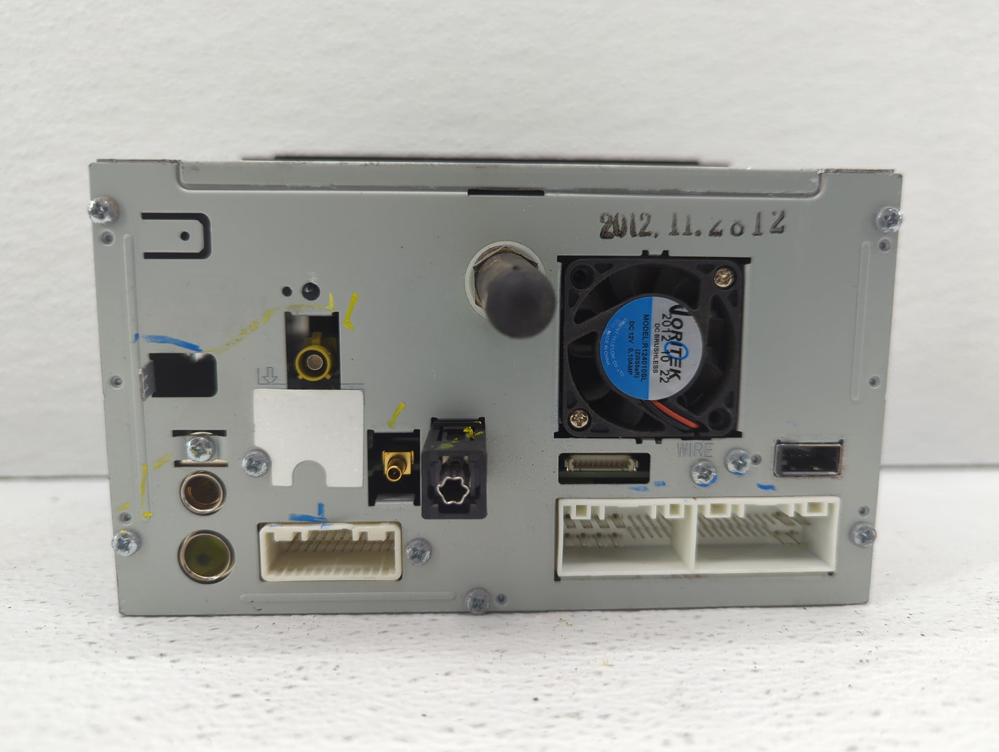 2012-2014 Hyundai Azera Am Fm Cd Player Radio Receiver - Oemusedautoparts1.com