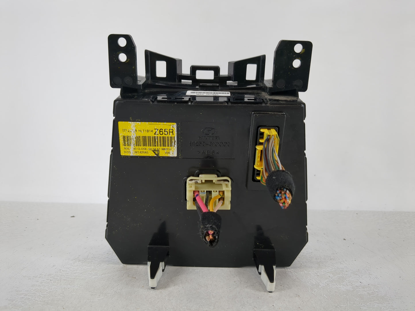 2013 Hyundai Elantra Climate Control Module Temperature AC/Heater Replacement Fits OEM Used Auto Parts - Oemusedautoparts1.c