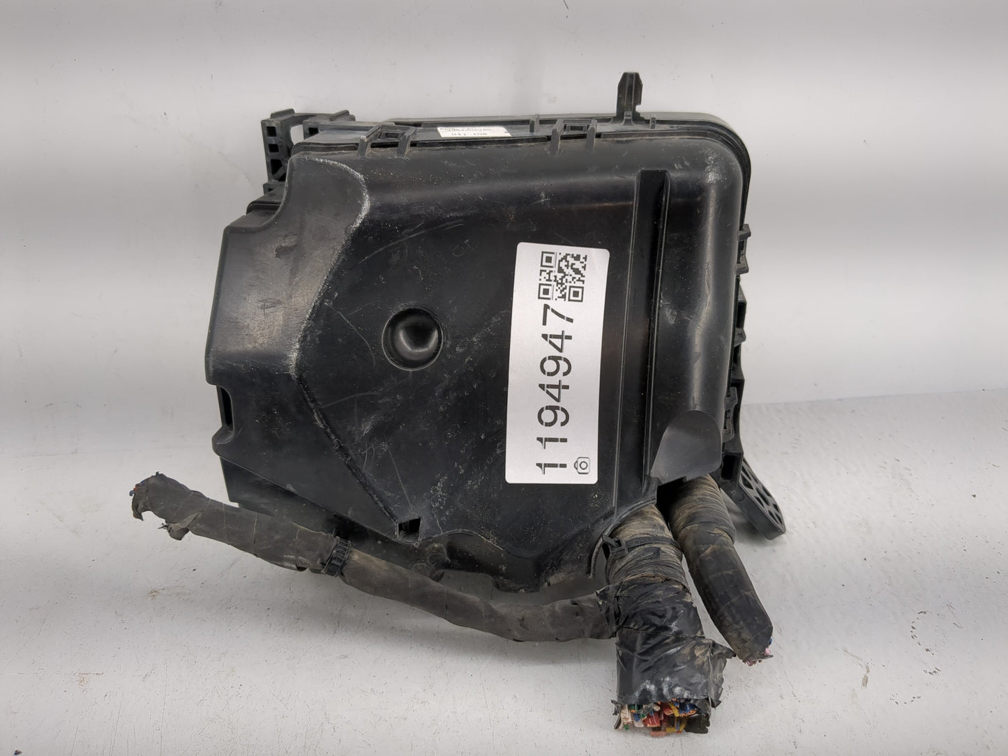 2011-2013 Hyundai Elantra Fusebox Fuse Box Panel Relay Module Fits Fits 2011 2012 2013 OEM Used Auto Parts - Oemusedautopart
