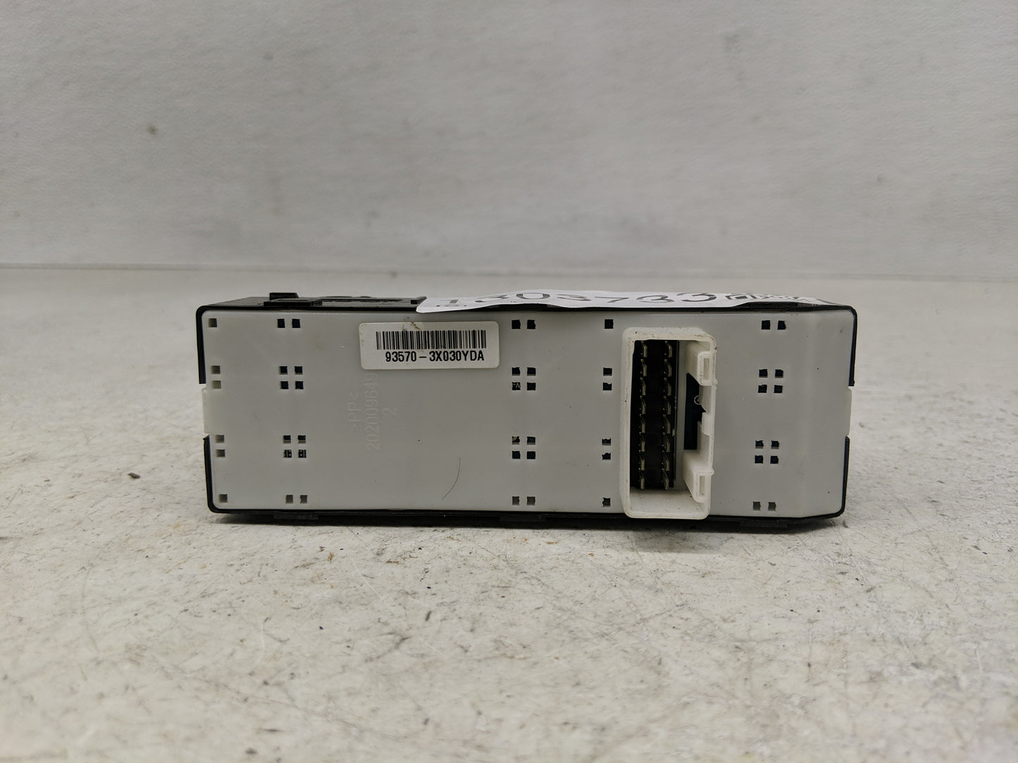 2013-2017 Hyundai Elantra Master Power Window Switch Replacement Driver Side Left P/N:93570-3X030YDA Fits OEM Used Auto Part