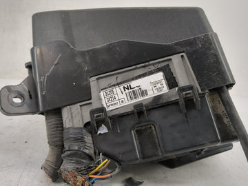 2011-2013 Hyundai Elantra Fusebox Fuse Box Panel Relay Module P/N:91205 3X214 Fits Fits 2011 2012 2013 OEM Used Auto Parts