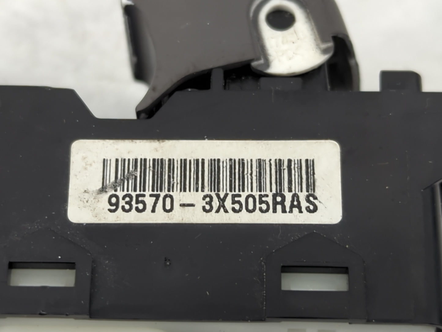 2013-2015 Hyundai Elantra Master Power Window Switch Replacement Driver Side Left P/N:93570-3X505RAS Fits Fits 2013 2014 201