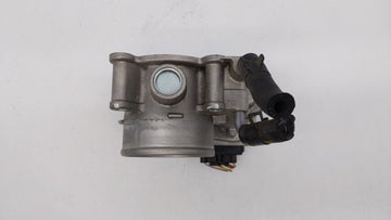 2011-2018 Hyundai Elantra Throttle Body P/N:35100-2E710 35100-2E000 Fits Fits 2011 2012 2013 2014 2015 2016 2017 2018 2019 OEM Used Auto Parts