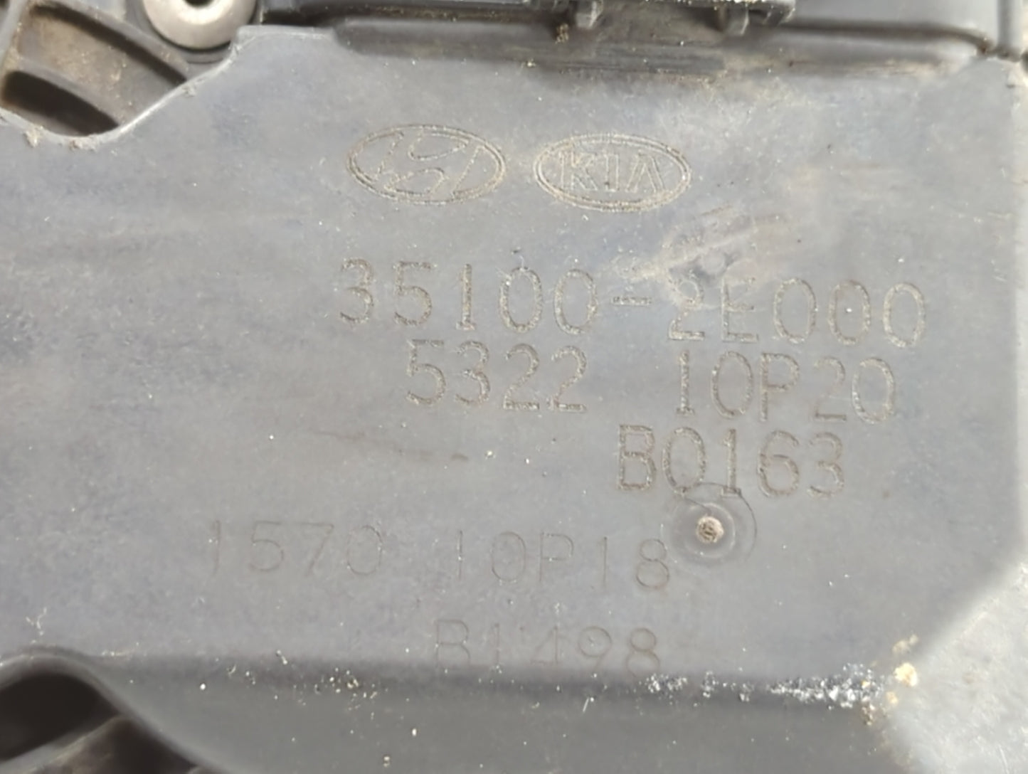 2013-2014 Hyundai Elantra Throttle Body P/N:35100-2E400 Fits Fits 2012 2013 2014 2015 2016 2018 2019 OEM Used Auto Parts - O