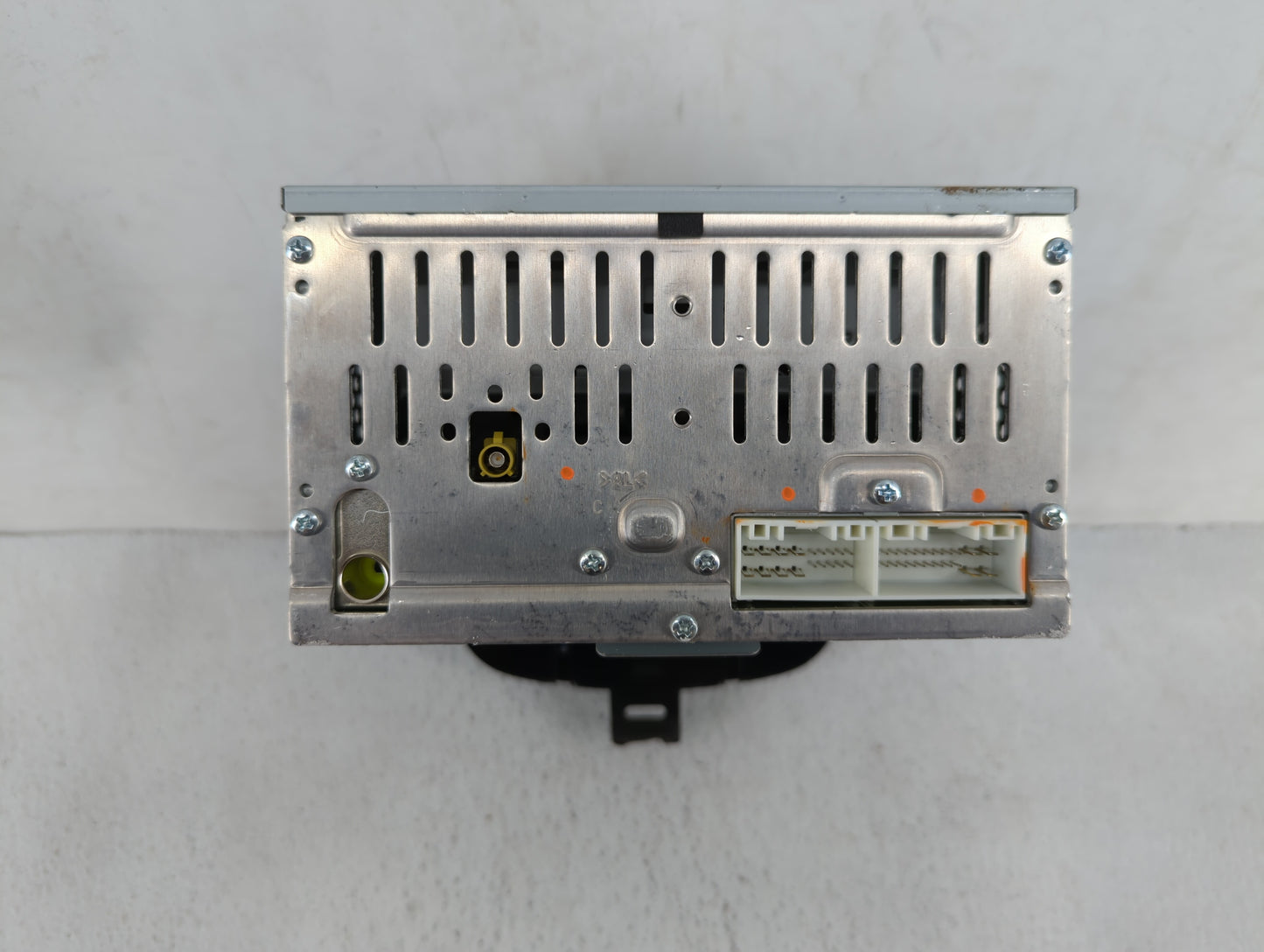 2013-2013 Hyundai Elantra Am Fm Cd Player Radio Receiver - Oemusedautoparts1.com