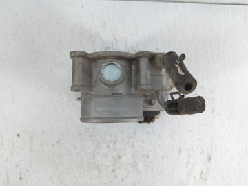 2011-2018 Hyundai Elantra Throttle Body P/N:35100-2E000 1302150124 Fits Fits 2011 2012 2013 2014 2015 2016 2017 2018 2019 OEM Used Auto Parts