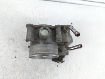 2011-2018 Hyundai Elantra Throttle Body P/N:35100-2E000 1302150124 Fits Fits 2011 2012 2013 2014 2015 2016 2017 2018 2019 OEM Used Auto Parts