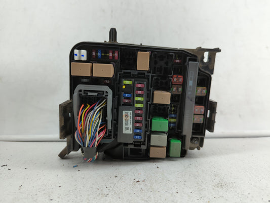 2011-2013 Hyundai Elantra Fusebox Fuse Box Panel Relay Module P/N:VS912003Y054UA 1302260016 Fits Fits 2011 2012 2013 OEM Used Auto Parts