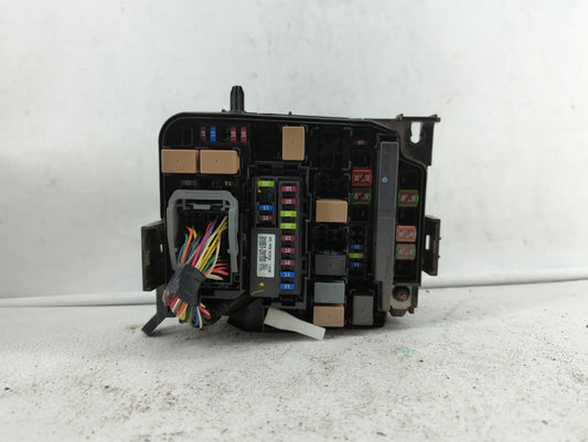 2011-2013 Hyundai Elantra Fusebox Fuse Box Panel Relay Module P/N:VS912003Y054UA 1302260016 Fits Fits 2011 2012 2013 OEM Used Auto Parts