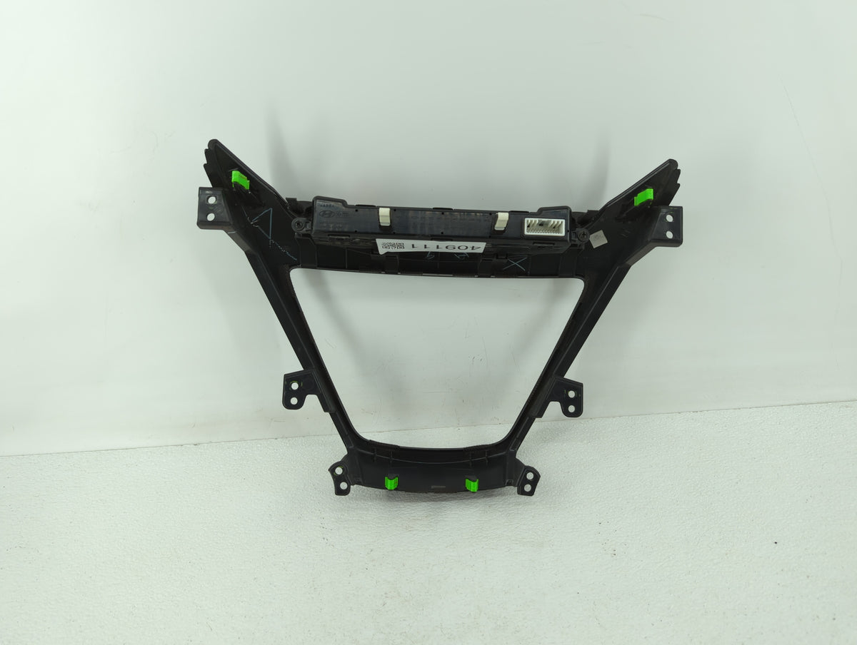 2013 HYUNDAI ELANTRA GLS SEDAN DASH RADIO BEZEL DIGITAL CLOCK Black - Oemusedautoparts1.com