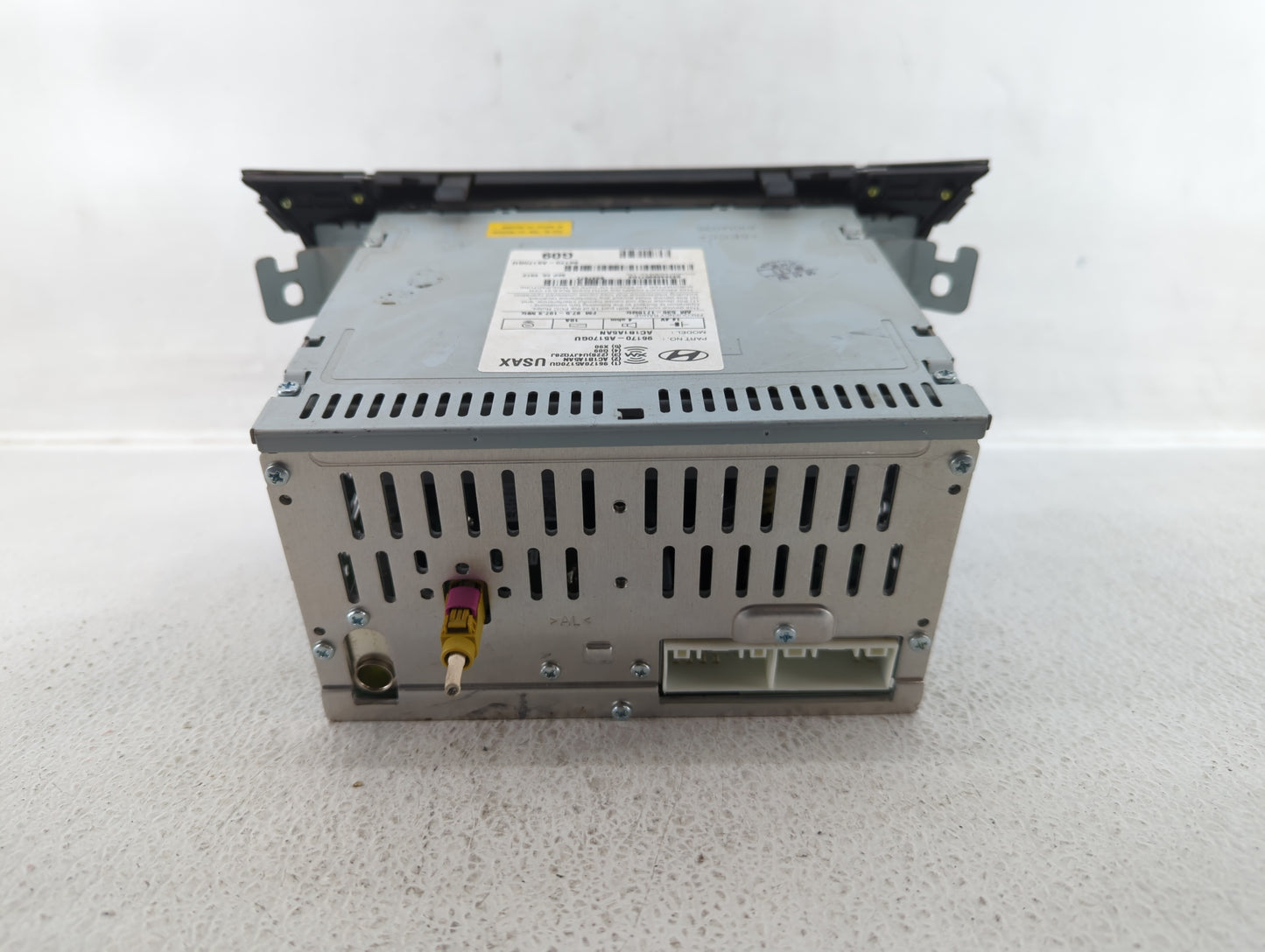 Hyundai Elantra Am Fm Cd Player Radio Receiver - Oemusedautoparts1.com