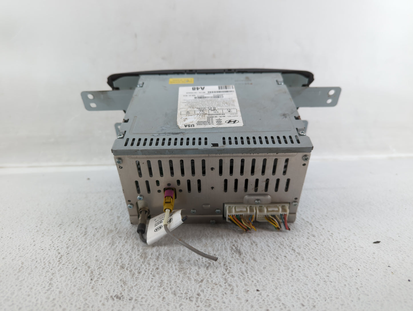2013-2013 Hyundai Elantra Am Fm Cd Player Radio Receiver - Oemusedautoparts1.com