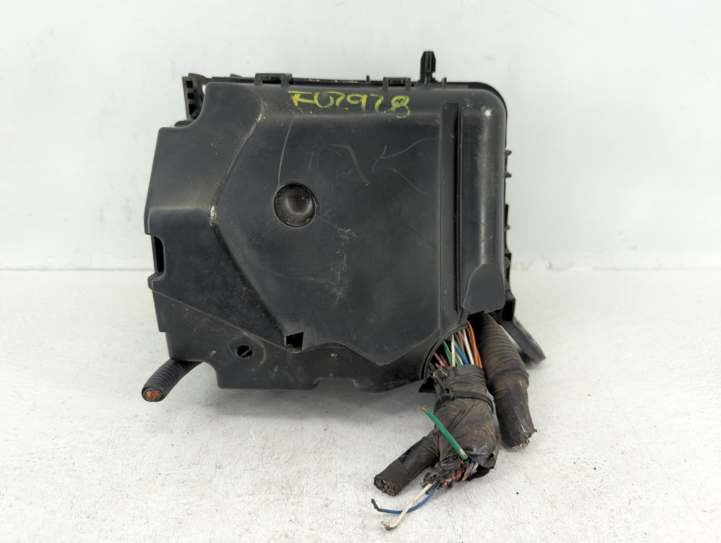 2011-2013 Hyundai Elantra Fusebox Fuse Box Panel Relay Module P/N:91205 3X094 Fits Fits 2011 2012 2013 OEM Used Auto Parts -