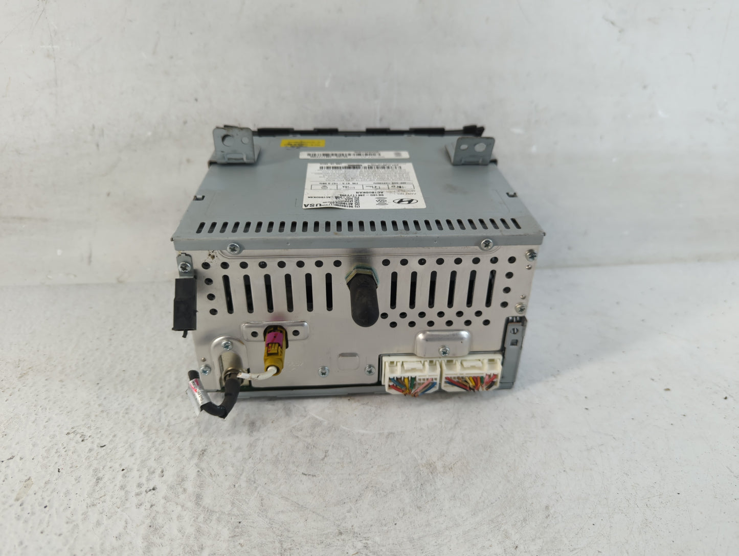 2013 Hyundai Genesis Radio AM FM Cd Player Receiver Replacement P/N:96180-2M117YHG Fits OEM Used Auto Parts - Oemusedautopar