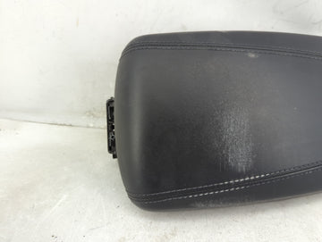 2013 Hyundai Genesis Center Console Armrest Cover Lid Fits OEM Used Auto Parts