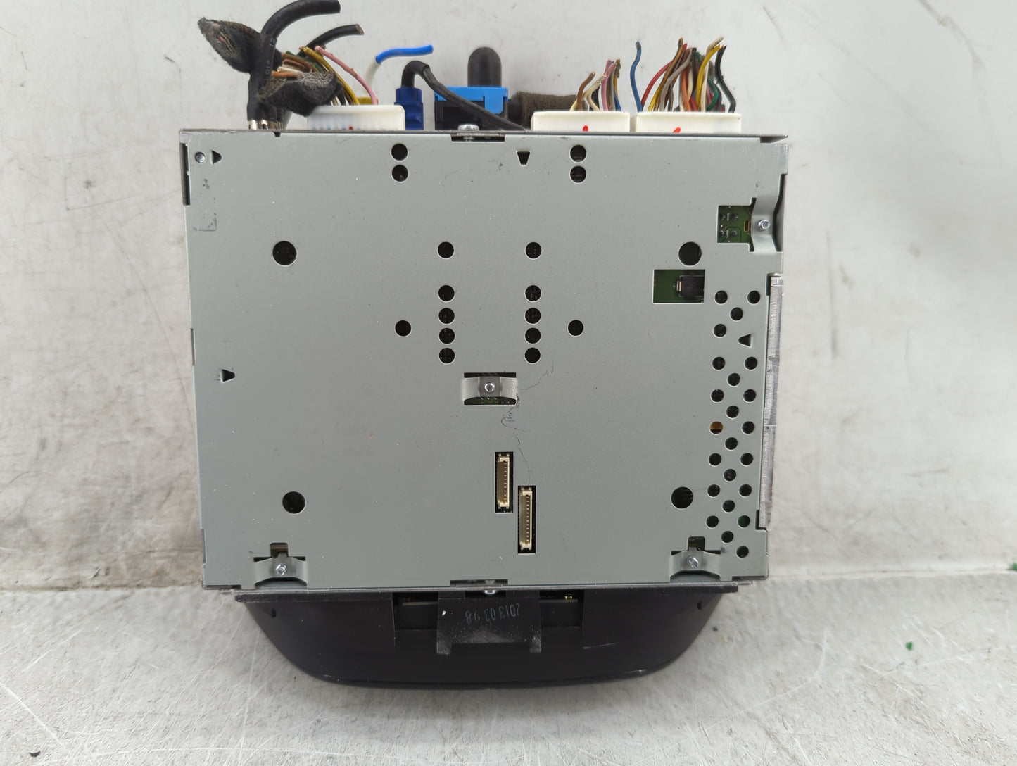 2013 Hyundai Genesis Radio AM FM Cd Player Receiver Replacement P/N:96560-2M770YHG AN242DKAN Fits OEM Used Auto Parts - Oemu