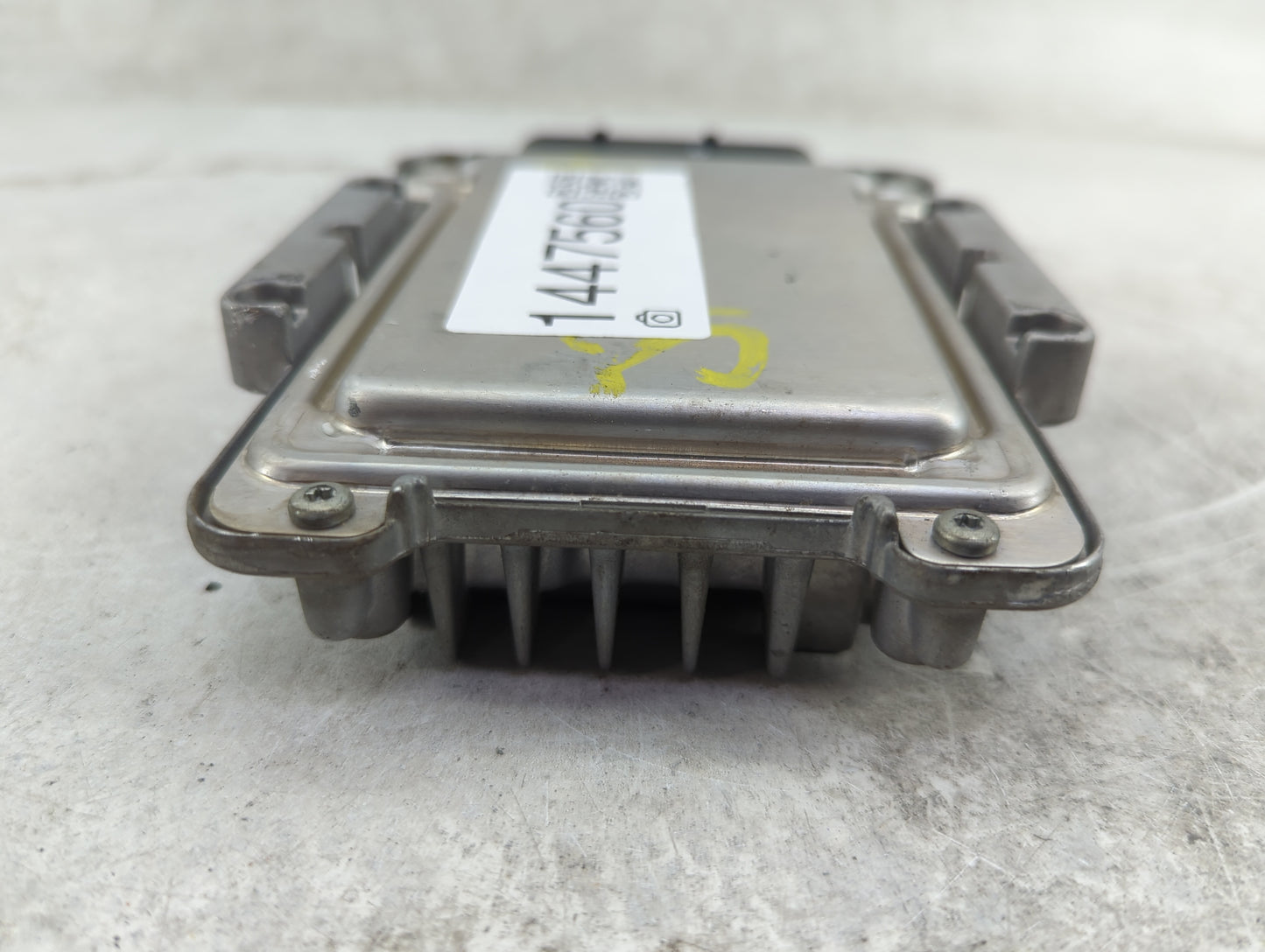 2013-2016 Hyundai Genesis Transmission Control Module Tcu Tcm - Oemusedautoparts1.com