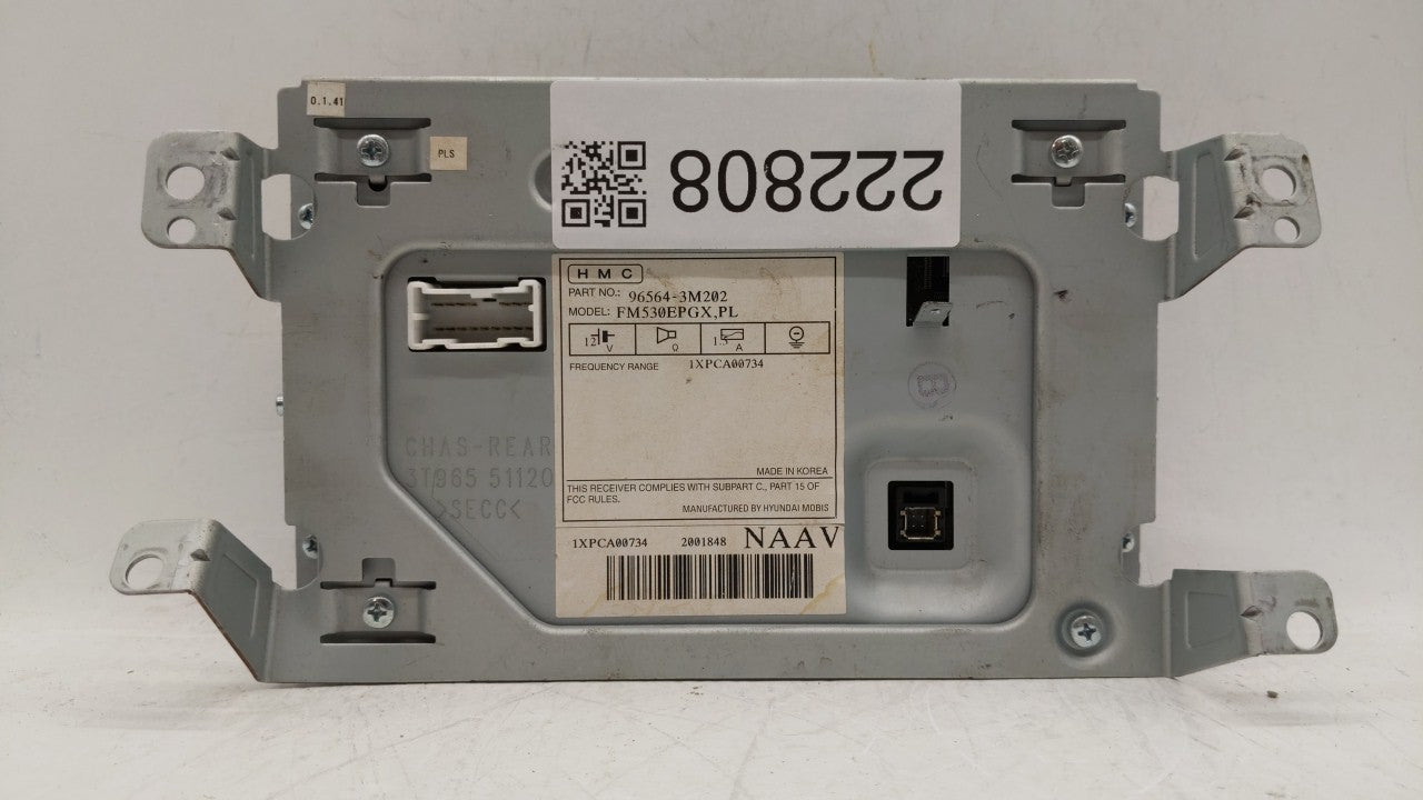 2013-2014 Hyundai Genesis Information Display Screen - Oemusedautoparts1.com