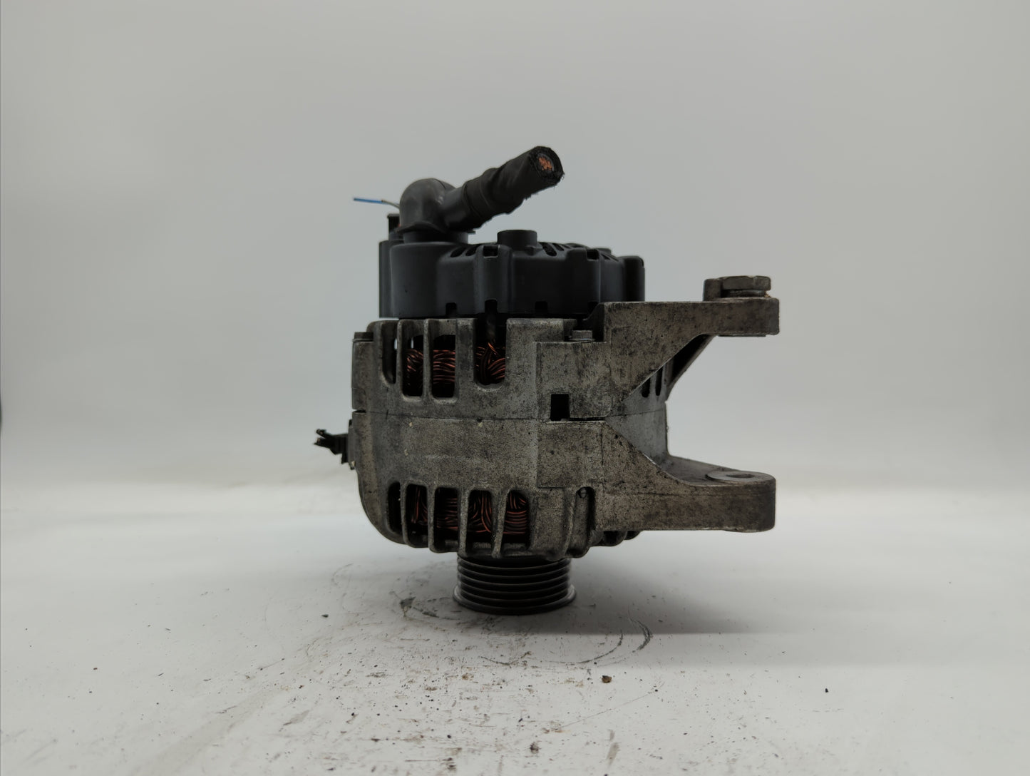 2013-2014 Hyundai Genesis Alternator Replacement Generator Charging Assembly Engine OEM P/N:37301-2C120 Fits Fits 2013 2014