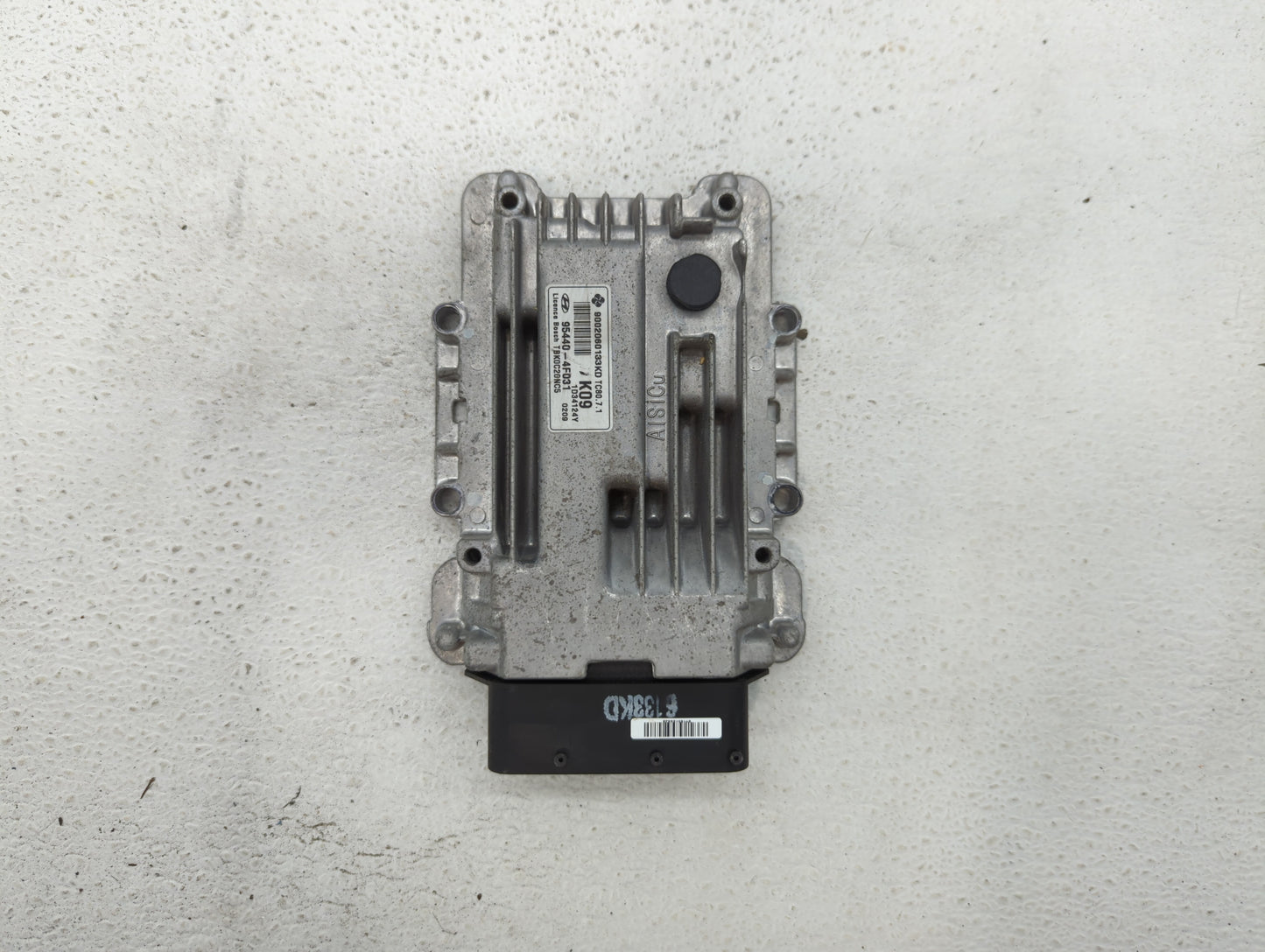 2013-2014 Hyundai Genesis Chassis Control Module Ccm Bcm Body Control - Oemusedautoparts1.com