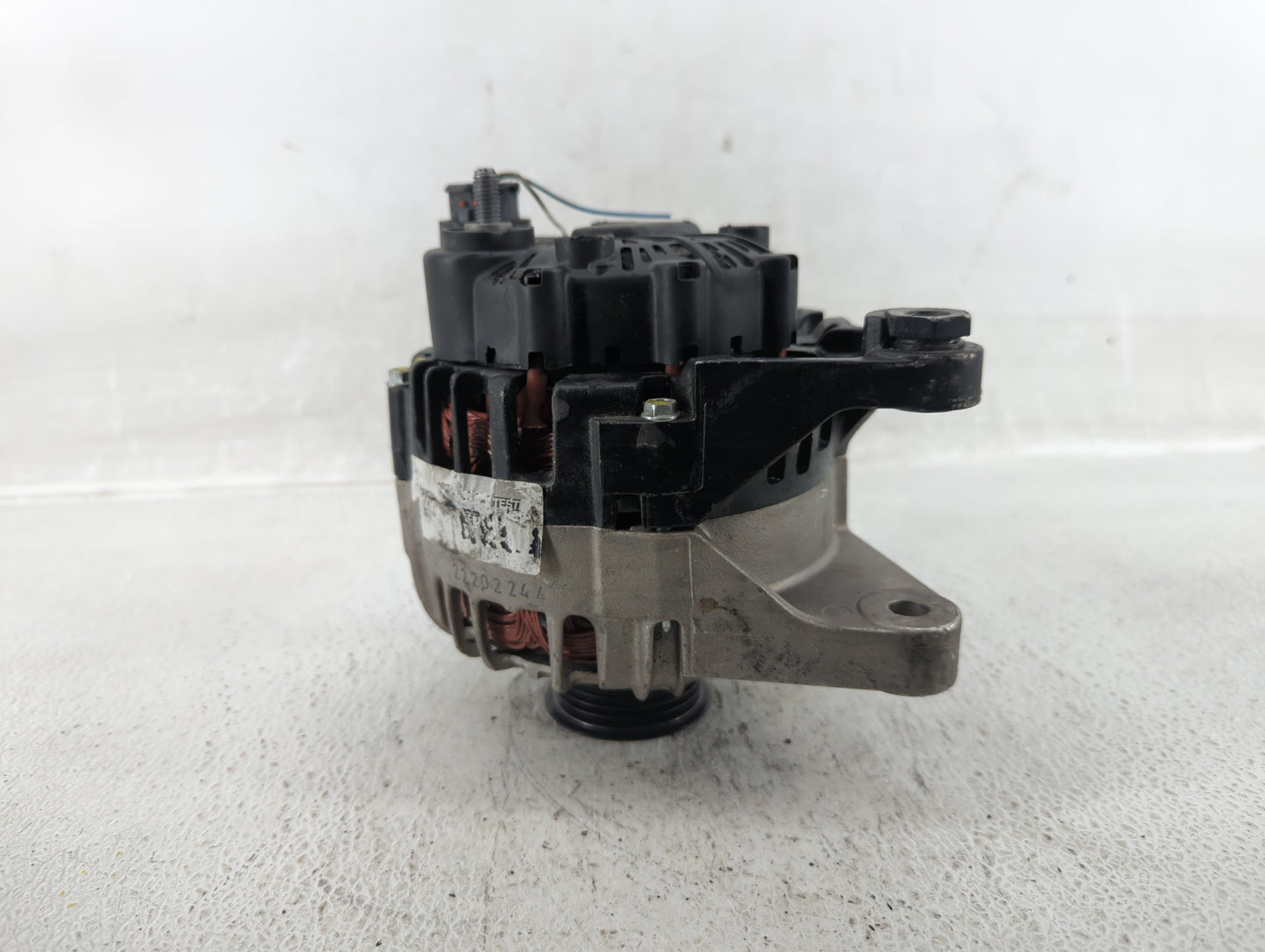 2013-2014 Hyundai Genesis Alternator Replacement Generator Charging Assembly Engine OEM P/N:37301-2C120 Fits Fits 2013 2014