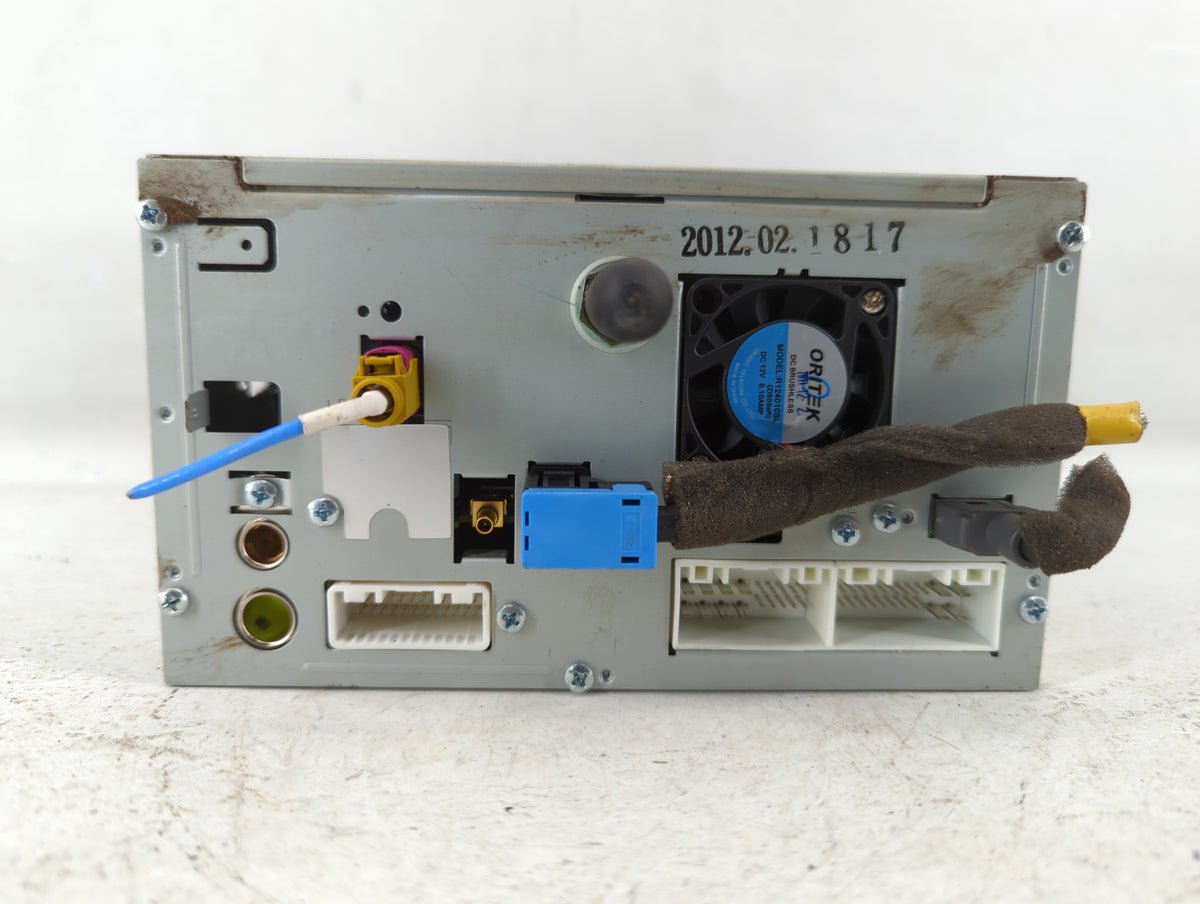 2013-2015 Hyundai Genesis Am Fm Cd Player Radio Receiver 554999 - Oemusedautoparts1.com