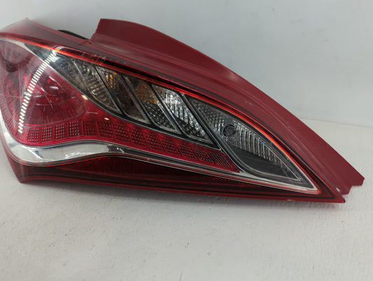 2013-2016 Hyundai Genesis Tail Light Assembly Driver Left OEM P/N:92401-2M5 Fits Fits 2013 2014 2015 2016 OEM Used Auto Parts