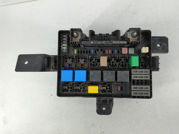 2013-2014 Hyundai Genesis Fusebox Fuse Box Panel Relay Module P/N:91264 2M801 Fits Fits 2013 2014 OEM Used Auto Parts