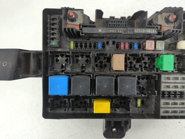 2013-2014 Hyundai Genesis Fusebox Fuse Box Panel Relay Module P/N:91264-2M801 Fits Fits 2013 2014 OEM Used Auto Parts