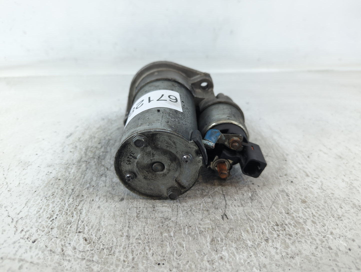 2013-2014 Hyundai Genesis Car Starter Motor Solenoid OEM P/N:8000357 36100-2G200 Fits OEM Used Auto Parts - Oemusedautoparts