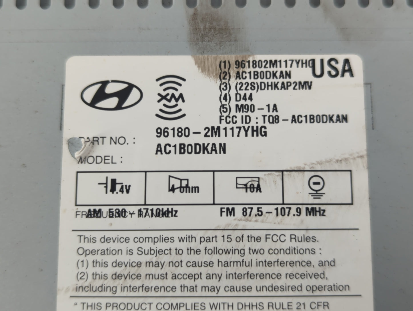 2013-2013 Hyundai Genesis Am Fm Cd Player Radio Receiver - Oemusedautoparts1.com