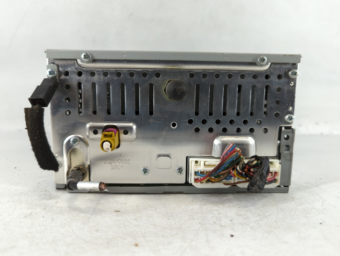 2013-2013 Hyundai Genesis Am Fm Cd Player Radio Receiver - Oemusedautoparts1.com
